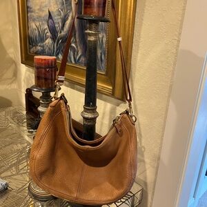 j.Crew Elegant Tan Leather Shoulder Bag